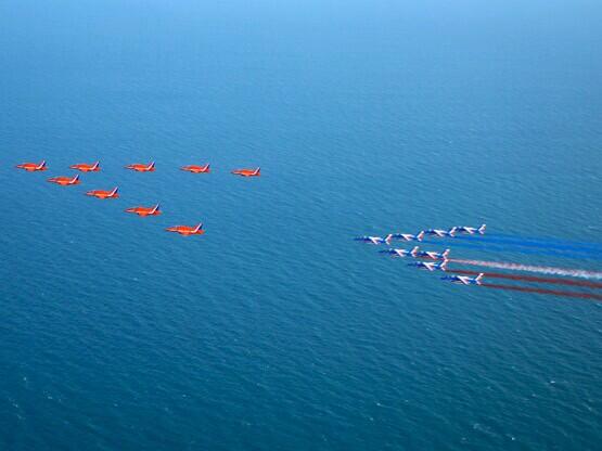RT 2009 #Reds50 Day 45: Flypast at Dover with @PAFofficiel for the 100th anniversary of Louis Bleriot's Channel crossing  - embedded image