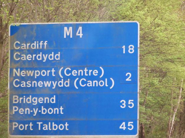 RT Muslims have forced the English county of Wales to add Arabic names to all its road signs #TrumpFacts  - embedded image 