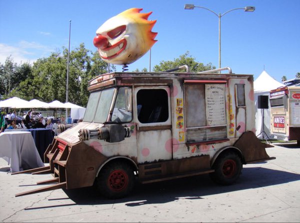 RT best. ice cream truck. ever.  - embedded image 