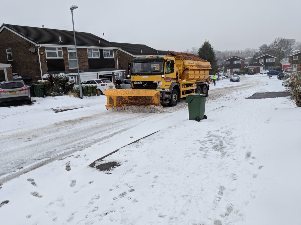 Spotted - snow plough  #bromsgrove Pennine road. 
Thanks @WorcsTravel ...  - embedded image 