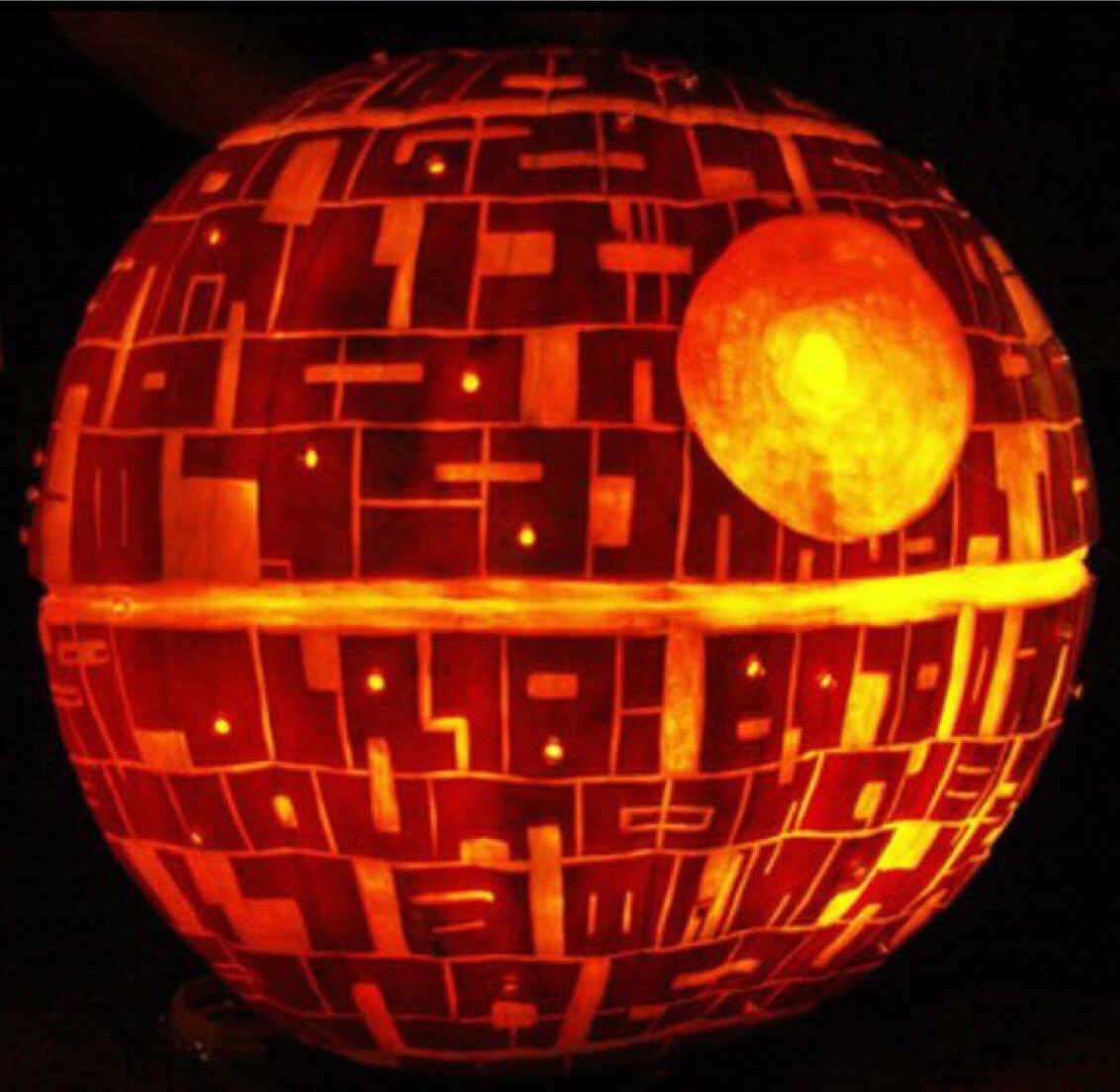 RT She regretted letting him carve the Halloween pumpkin . . .  - embedded image 