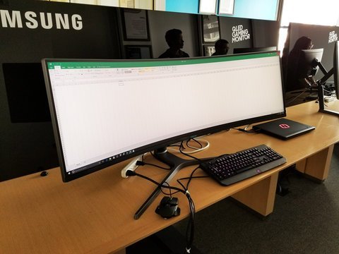 RT finally, a monitor that will fit the entire name of my Java classes  - embedded image 
